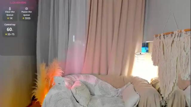 Image 4 of rose_charming_ Stream on Chaturbate on 1 month ago