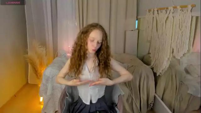 Image 12 of rose_charming_ Stream on Chaturbate on 3 months ago