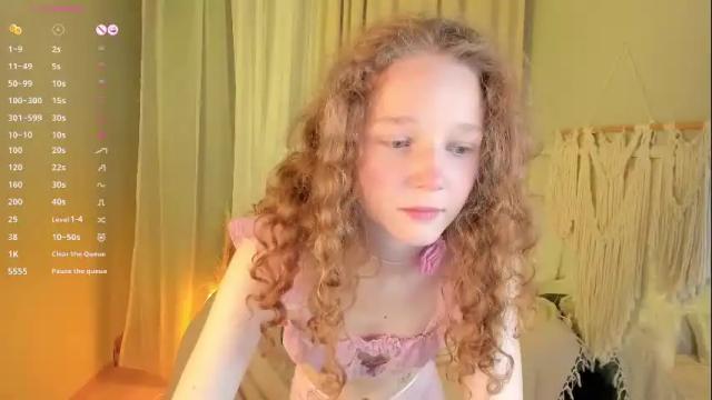 Image 3 of rose_charming_ Stream on Chaturbate on 3 months ago