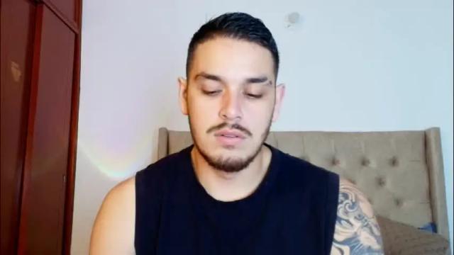 Image 2 of rose_dom Stream on Chaturbate on 16 days ago