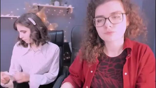 Image 12 of rose_emerald1 Stream on Chaturbate on 19 months ago