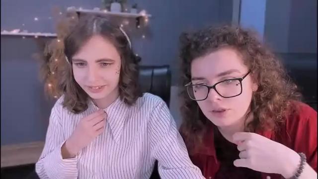 Image 6 of rose_emerald1 Stream on Chaturbate on 19 months ago