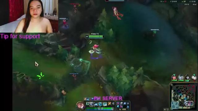 Image 10 of rose_heartfilia Stream on Chaturbate on 15 months ago