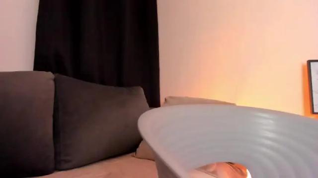 Image 3 of rose_mendes Stream on Chaturbate on 18 months ago