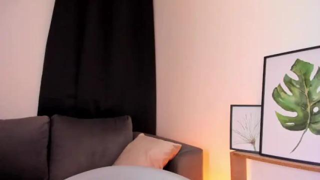 Image 4 of rose_mendes Stream on Chaturbate on 18 months ago