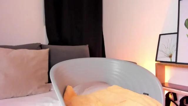 Image 2 of rose_mendes Stream on Chaturbate on 18 months ago