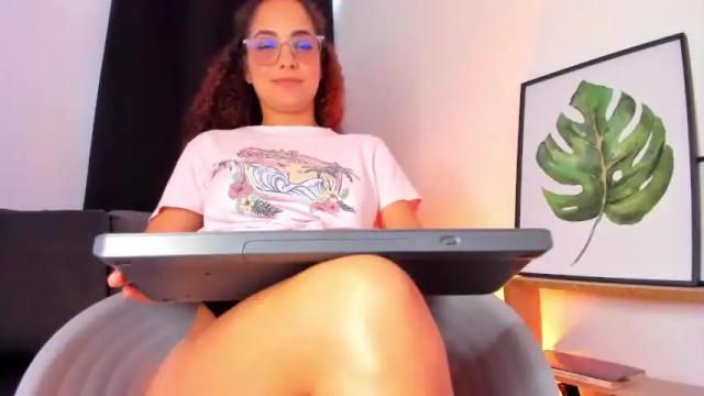 Image 12 of rose_mendes Stream on Chaturbate on 17 months ago