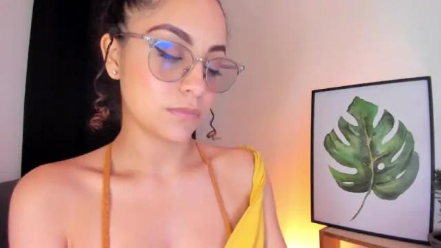 Image 12 of rose_mendes Stream on Chaturbate on 17 months ago
