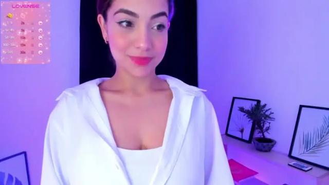 Image 12 of rose_mendes Stream on Chaturbate on 16 months ago