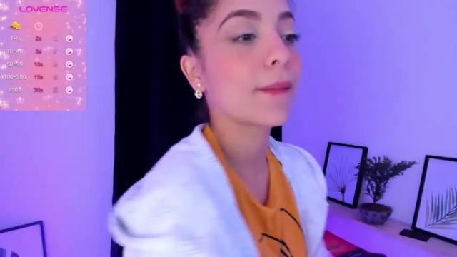 Image 7 of rose_mendes Stream on Chaturbate on 16 months ago