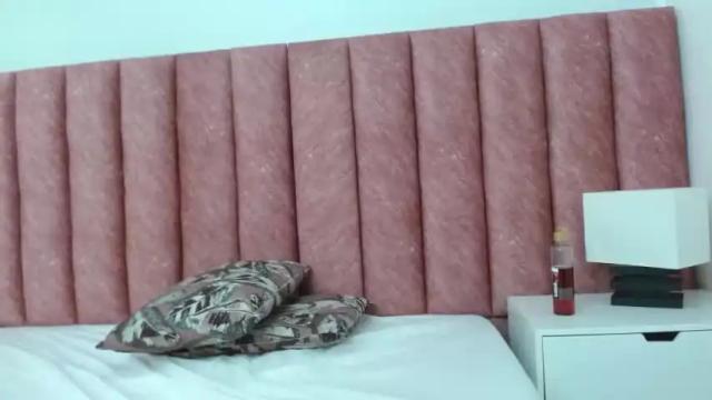 Image 7 of rose_milan_ Stream on Chaturbate on 20 months ago