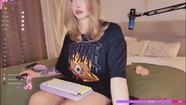 Image 4 of rose_monarch Stream on Chaturbate on 2 months ago