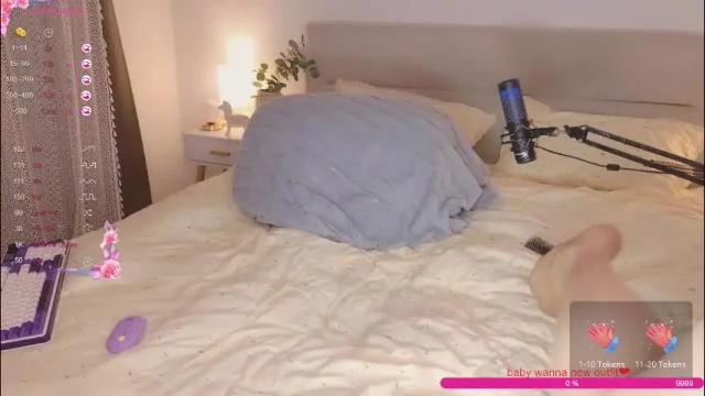 Image 2 of rose_monarch Stream on Chaturbate on 1 month ago