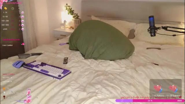 Image 8 of rose_monarch Stream on Chaturbate on 1 month ago