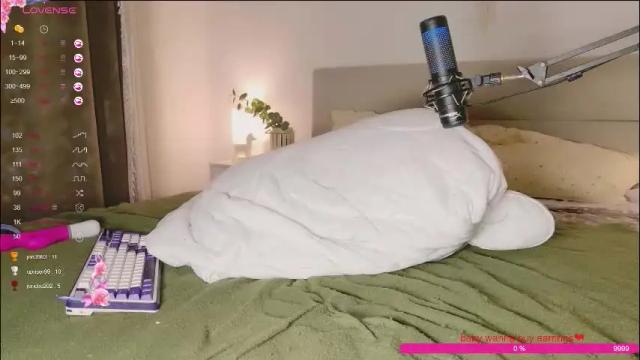 Image 2 of rose_monarch Stream on Chaturbate on 1 month ago