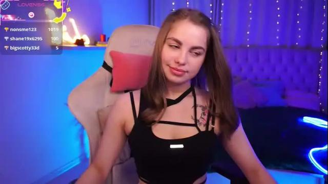 Image 3 of roseallan Stream on Chaturbate on 6 months ago