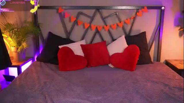 Image 2 of roseallan Stream on Chaturbate on 4 months ago