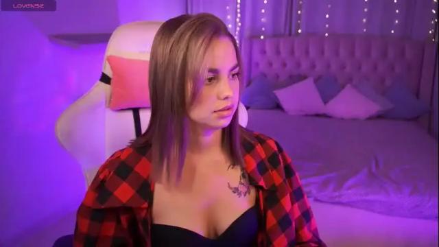 Image 2 of roseallan Stream on Chaturbate on 3 months ago