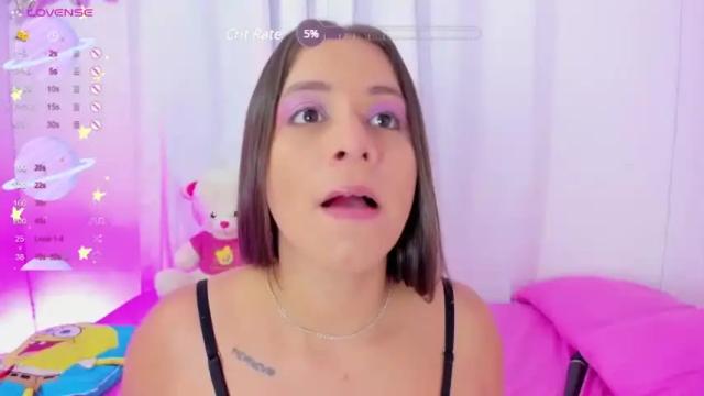 Image 8 of roseandalicia Stream on Chaturbate on 14 months ago