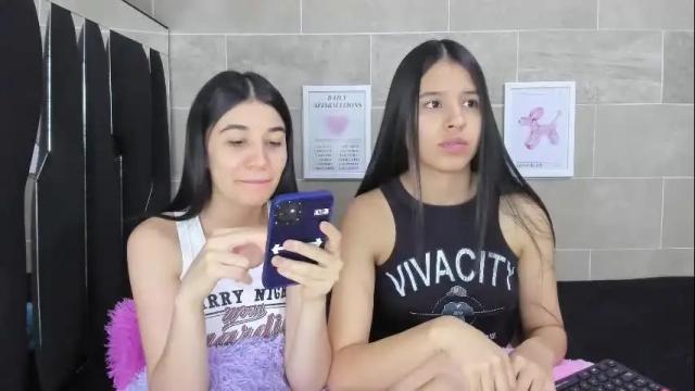 Thumbnail 2, roseandmiah's Stream at Chaturbate, 18 days ago