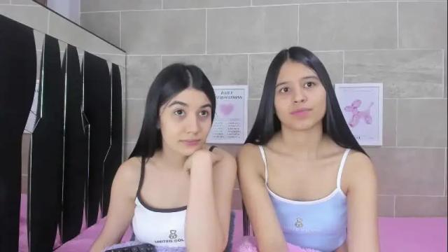 Image 10 of roseandmiah Stream on Chaturbate on 10 days ago