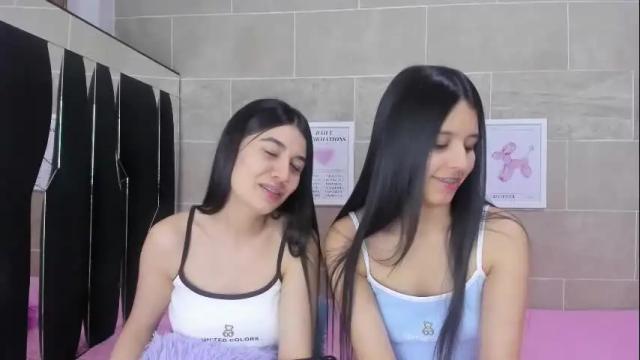Thumbnail 2, roseandmiah's Stream at Chaturbate, 1 day ago