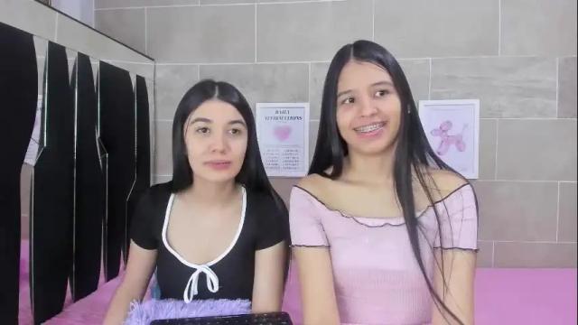 Image 10 of roseandmiah Stream on Chaturbate on 1 month ago
