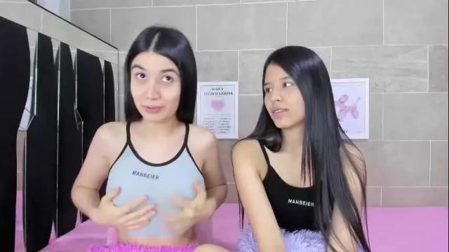 Image 10 of roseandmiah Stream on Chaturbate on 1 month ago
