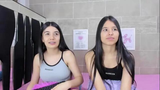 Image 11 of roseandmiah Stream on Chaturbate on 1 month ago