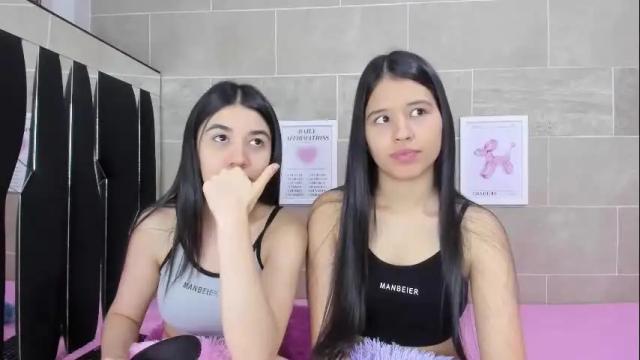 Image 3 of roseandmiah Stream on Chaturbate on 1 month ago