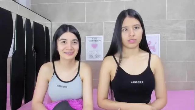 Image 7 of roseandmiah Stream on Chaturbate on 1 month ago