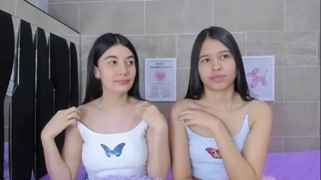 Image 10 of roseandmiah Stream on Chaturbate on 4 days ago
