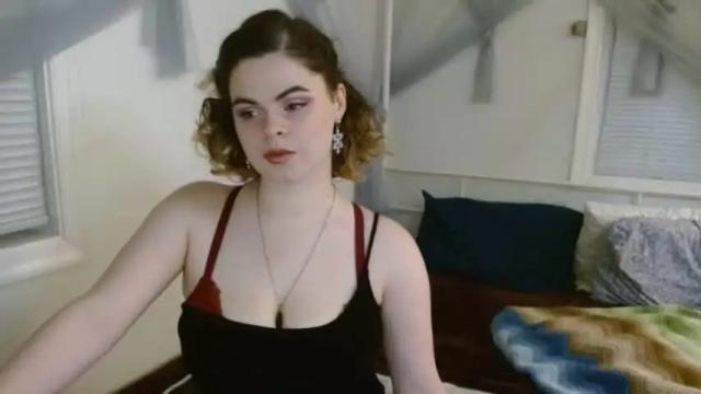 Image 2 of roseanne_castillo Stream on Chaturbate on 25 months ago