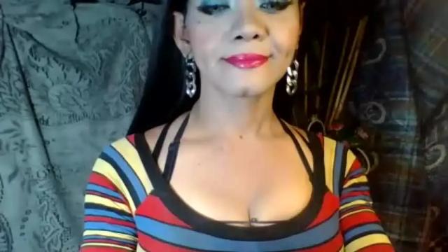 Image 7 of rosebaumgardner Stream on Chaturbate on 13 months ago