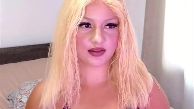 Image 3 of rosebelle1 Stream on Chaturbate on 1 month ago