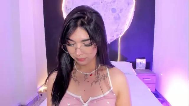 Image 7 of rosecassie Stream on Chaturbate on 1 month ago
