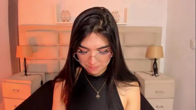 Image 2 of rosecassie Stream on Chaturbate on 1 month ago