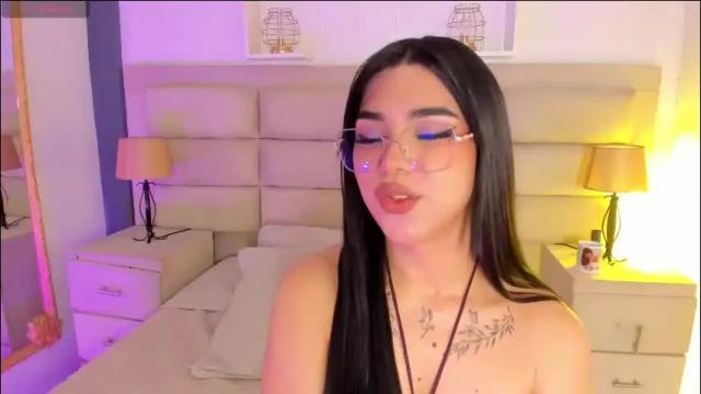 Image 6 of rosecassie Stream on Chaturbate on 1 month ago