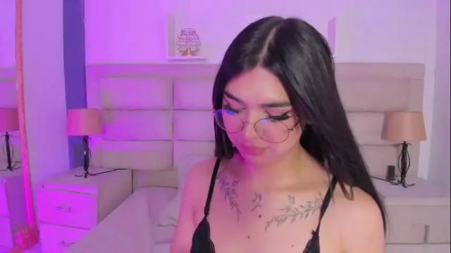 Image 6 of rosecassie Stream on Chaturbate on 1 month ago