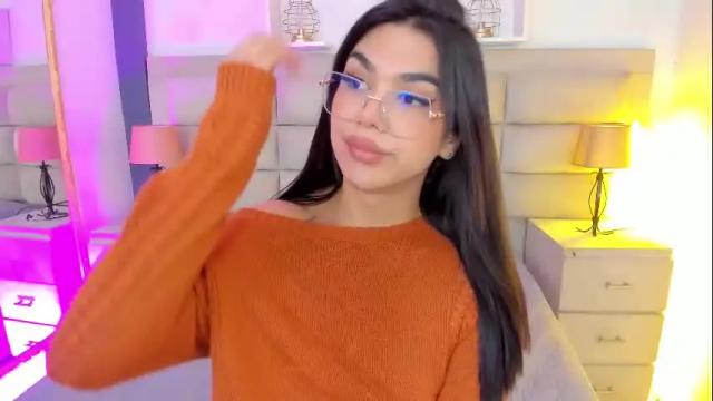 Image 10 of rosecassie Stream on Chaturbate on 15 days ago