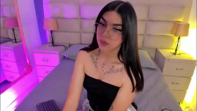 Image 10 of rosecassie Stream on Chaturbate on 12 days ago