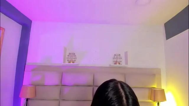 Image 7 of rosecassie Stream on Chaturbate on 12 days ago