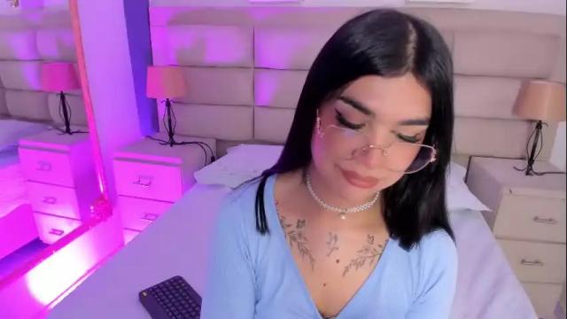 Image 11 of rosecassie Stream on Chaturbate on 10 days ago