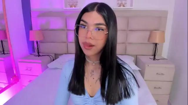 Image 3 of rosecassie Stream on Chaturbate on 10 days ago