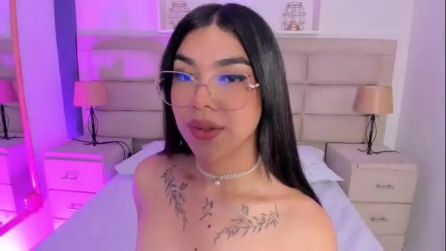 Image 7 of rosecassie Stream on Chaturbate on 10 days ago