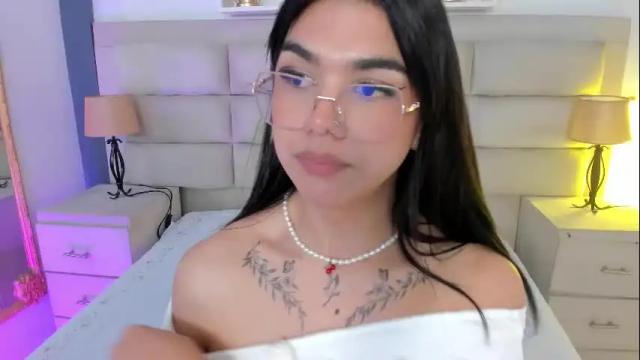 Image 12 of rosecassie Stream on Chaturbate on 8 days ago