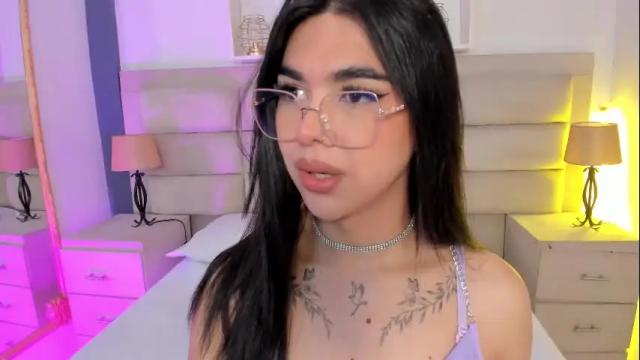 Image 2 of rosecassie Stream on Chaturbate on 6 days ago