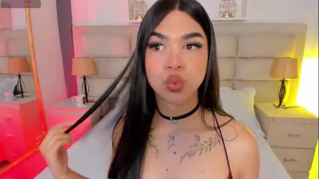 Image 2 of rosecassie Stream on Chaturbate on 4 days ago