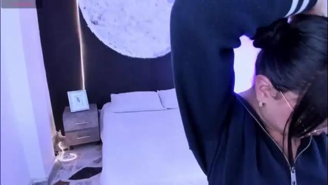 Thumbnail 1, rosecassie's Stream at Chaturbate, 25 days ago