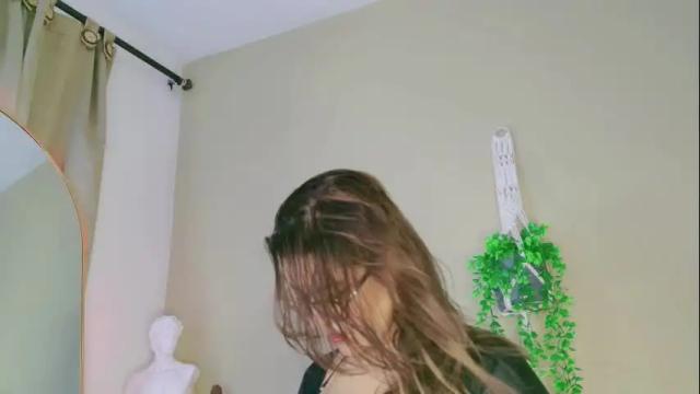 Image 4 of rosedelic Stream on Chaturbate on 1 month ago